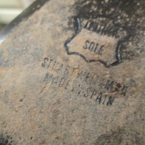 Stuart Weiztman women's satin pearl pump pointy shoes Sz 9 - Picture 9 of 16